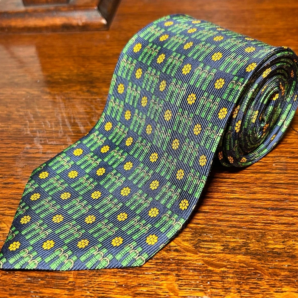 Nathan's One of a kind custom-made silk necktie belt design